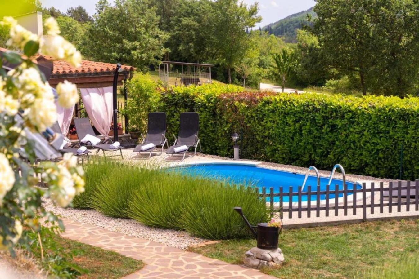 Casa Sara And Sasha Near Motovun With Private Pool - Pet Friendly Truffle Paradise Oprtalj 外观 照片